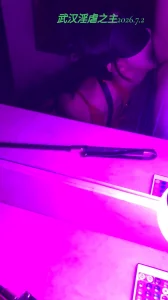 武汉调教人妻母狗二，男勿扰！！长期收奴看禁止内容！！